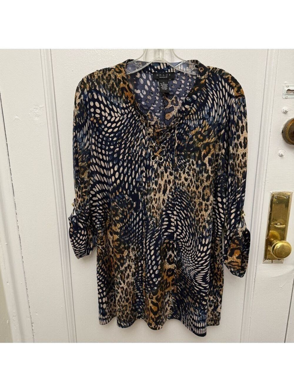 Grace The Perfect Fit Animal Print Top With Rhinestone Accents & Tie Detail XL